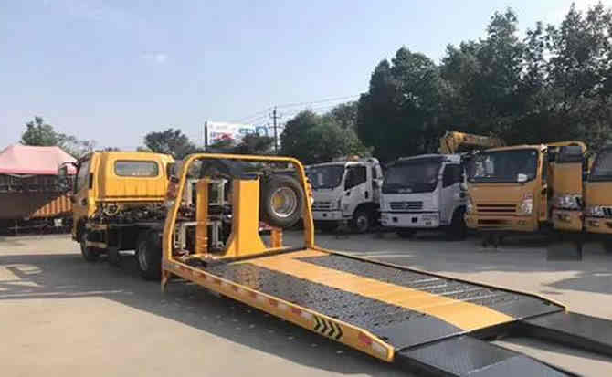 江岸区汽车中途维修案例